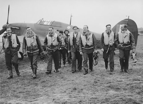 Pilots_of_No._303_(Polish)_Squadron[October_1940]