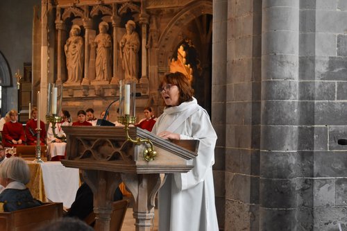 Reading 2 [Rhian Morgan][Ordinations 2025]